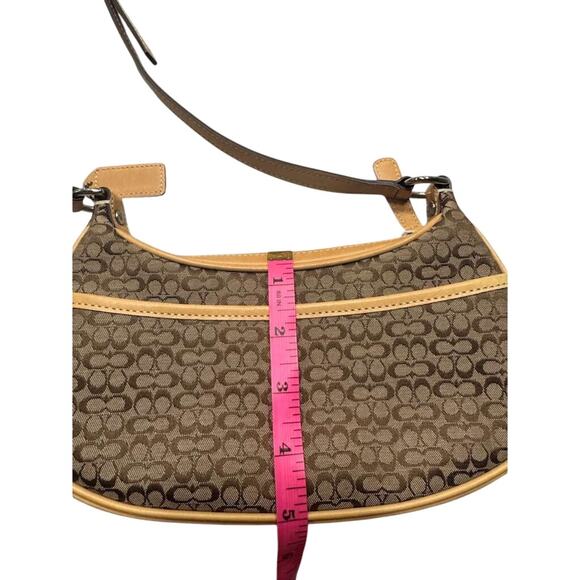 Sold! Coach Signature Canvas Shoulder Bag Brown - Picture 6 of 8